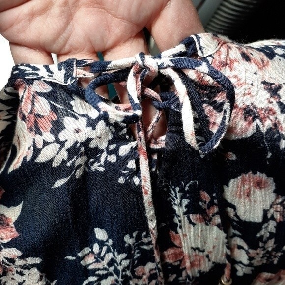 Aeropostale navy blue floral long sleeve romper dress size large l long sleeve - Picture 3 of 4